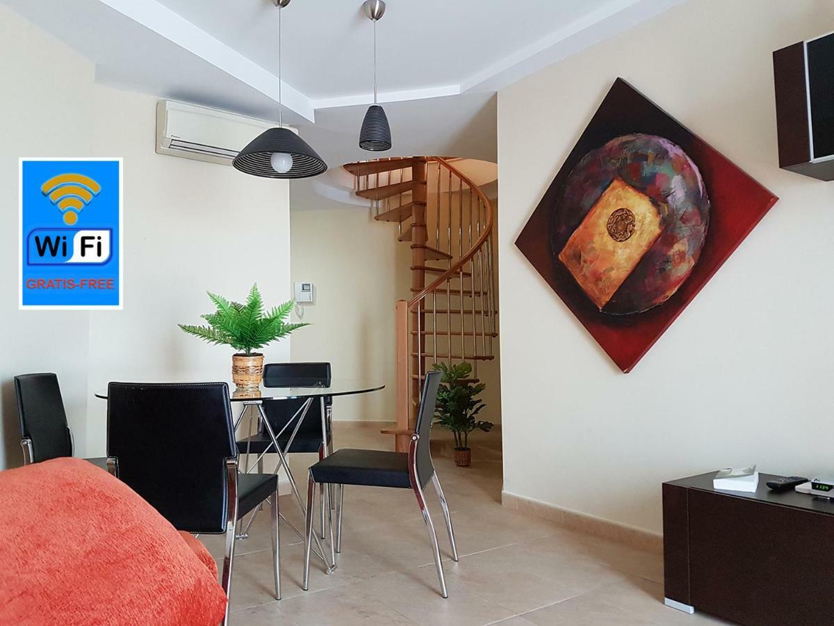 Appartement Bonito Atico Con Aire Acondicionado,Piscina Comunitaria, Parking Y Wifi à Peñíscola Extérieur photo