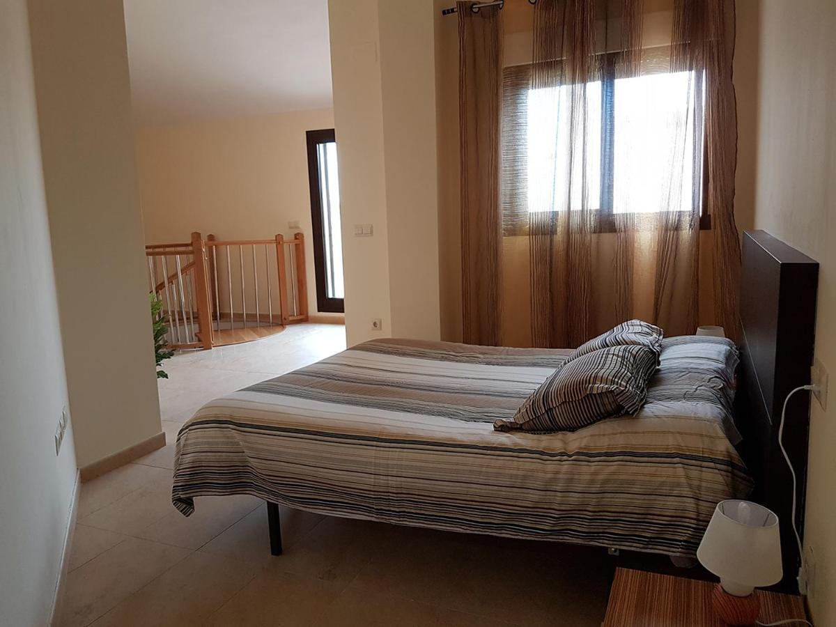 Appartement Bonito Atico Con Aire Acondicionado,Piscina Comunitaria, Parking Y Wifi à Peñíscola Chambre photo